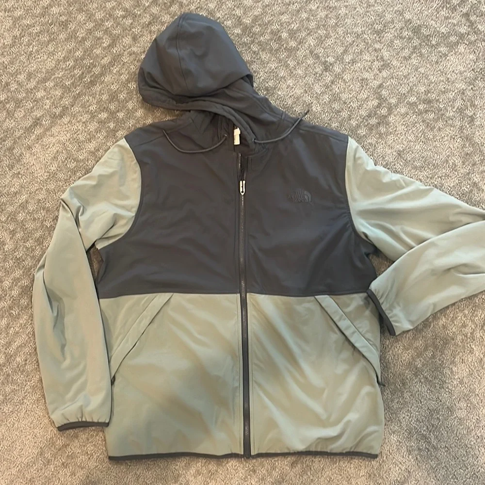The North Face jacket - Picture 1 of 3